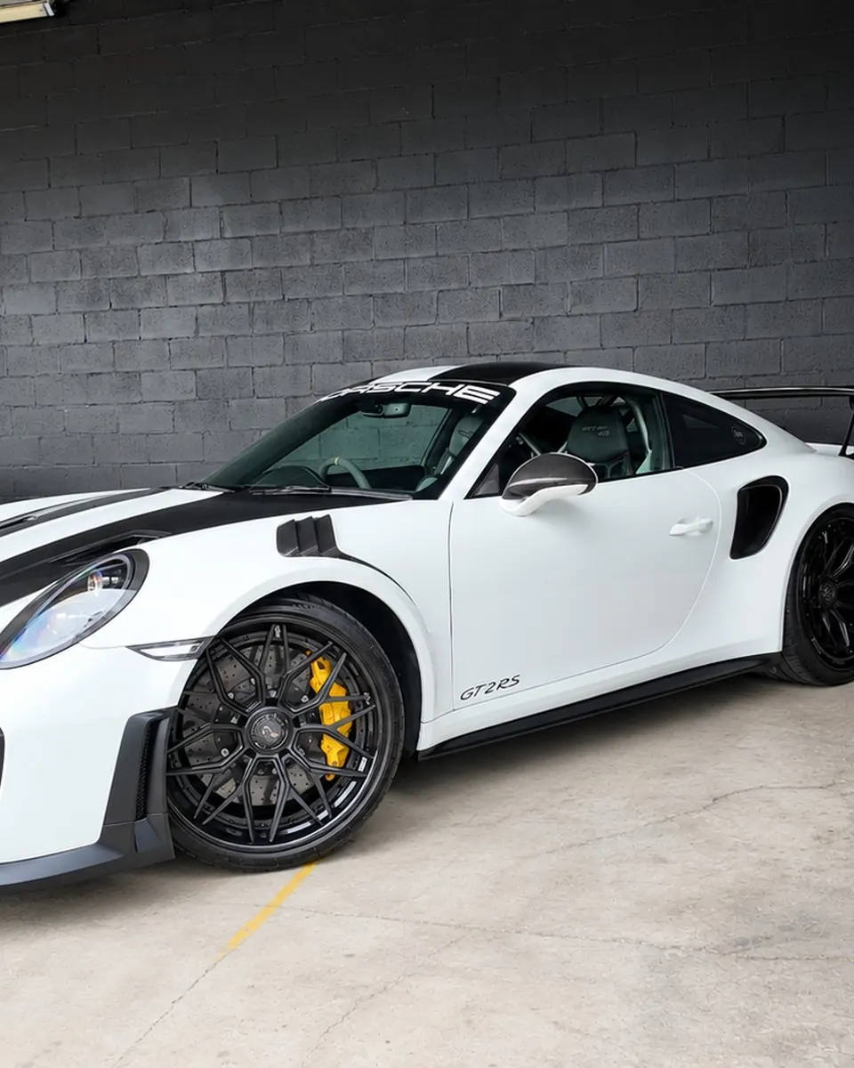 Porsche at Diverse Autobody